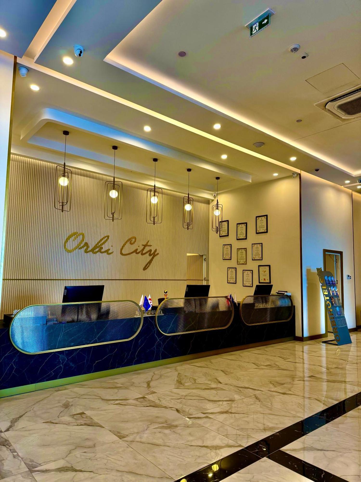 באטומי Vip Aparthotel Orbi City Sea View מראה חיצוני תמונה