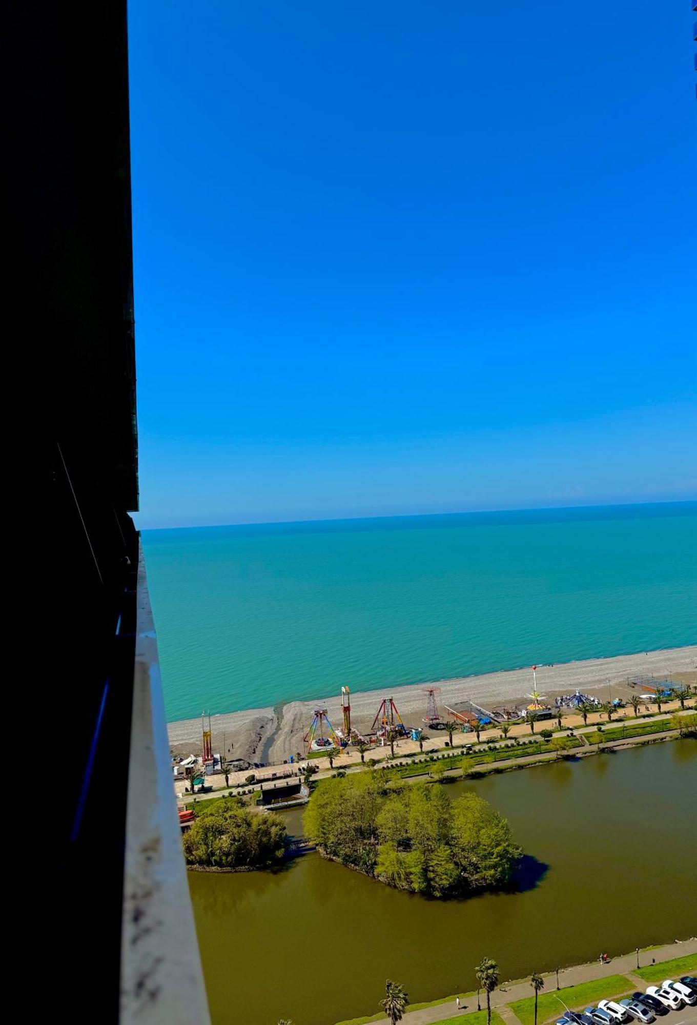 באטומי Vip Aparthotel Orbi City Sea View מראה חיצוני תמונה
